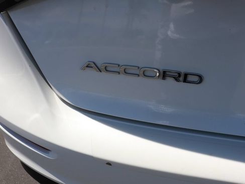 Used 2023 Honda Accord EX image 6