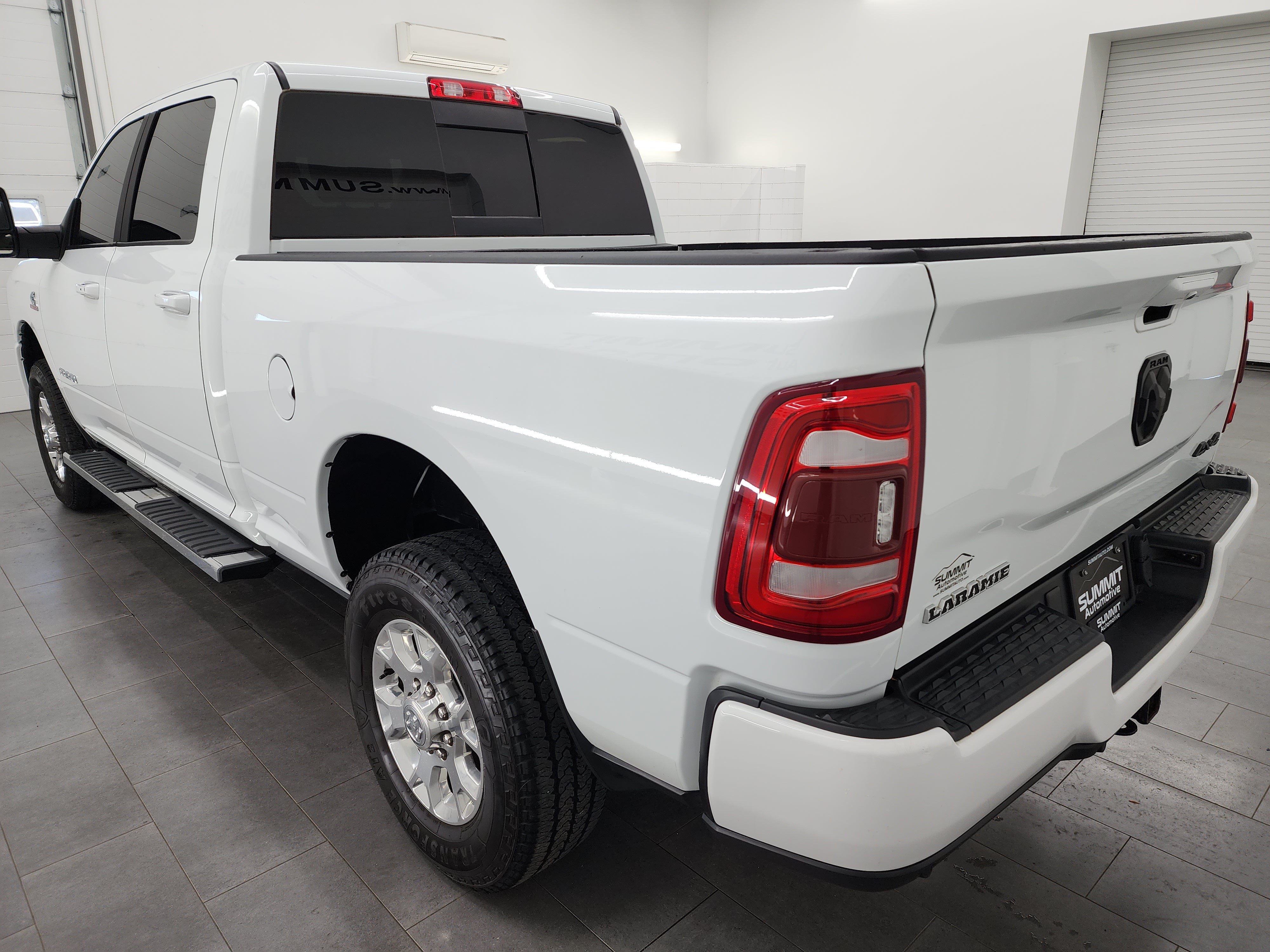 Used 2023 RAM 2500 Laramie AWD/4WD image 6