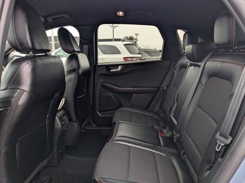 Used 2025 Ford Escape ST-Line Select AWD/4WD image 14