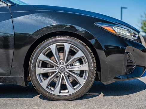 Used 2023 Nissan Maxima Platinum w/ Sport Mat Group image 9