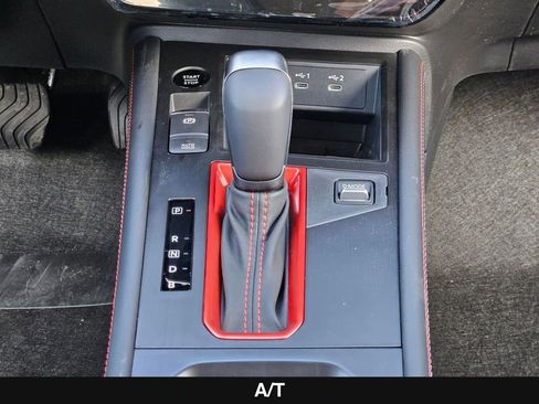 New 2026 Nissan Kicks SR FWD image 21