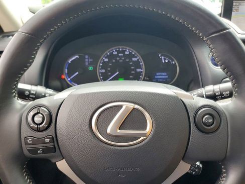 Used 2016 Lexus CT 200h w/ Navigation Package FWD image 20