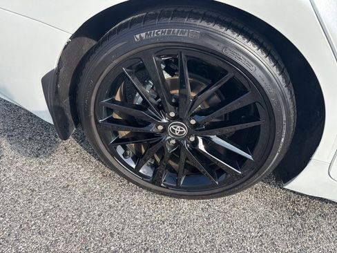 Used 2024 Toyota Camry XSE w/ Navigation Package image 13