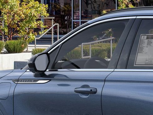 New 2025 Lincoln Corsair Grand Touring image 19