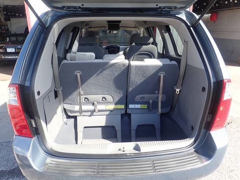 Used 2008 Kia Sedona LX FWD image 24