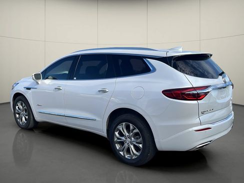 Used 2020 Buick Enclave Avenir w/ Avenir Technology Package AWD/4WD image 4