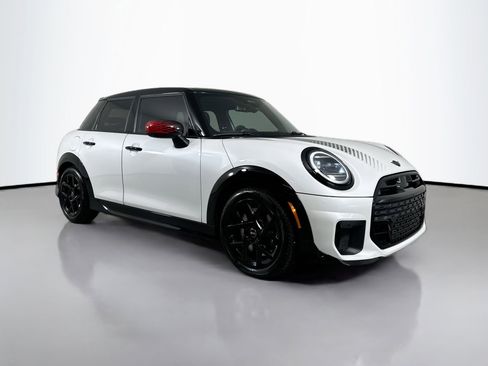 Used 2025 MINI Cooper S image 3