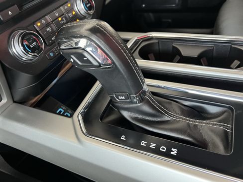 Used 2018 Ford F150 Lariat w/ Equipment Group 502A Luxury AWD/4WD image 39