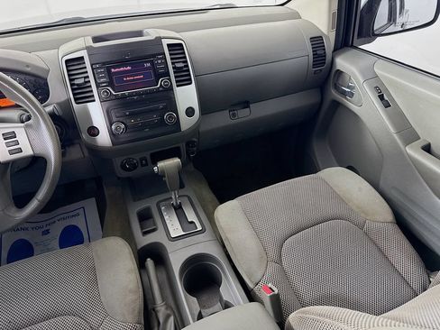 Used 2018 Nissan Frontier SV AWD/4WD image 27