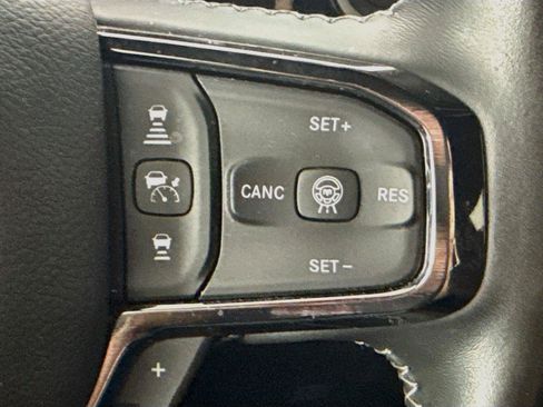 Used 2025 RAM 1500 Limited AWD/4WD image 11
