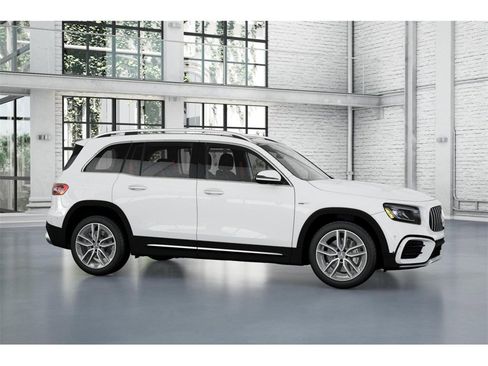 New 2025 Mercedes-Benz GLB 35 AMG 4MATIC image 14