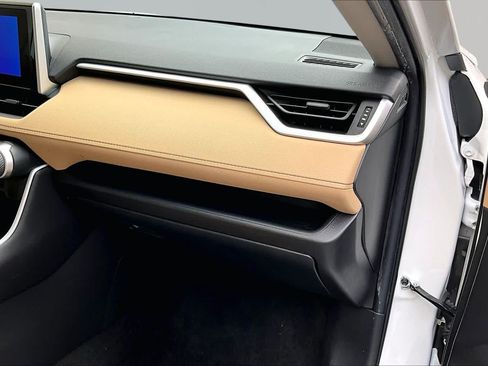 Certified 2023 Toyota RAV4 LE FWD image 19