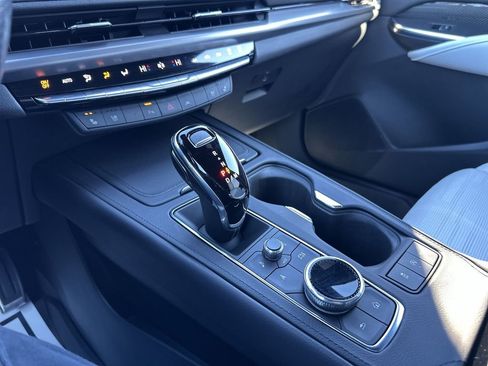 Used 2024 Cadillac XT4 Sport image 20