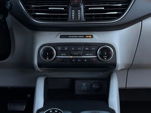 Used 2023 Ford Escape Active AWD/4WD image 25