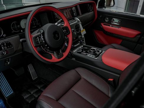 New 2026 Rolls-Royce Cullinan image 18