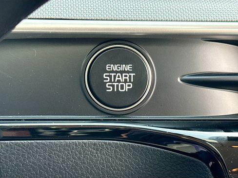 New 2026 Kia K5 LXS image 8