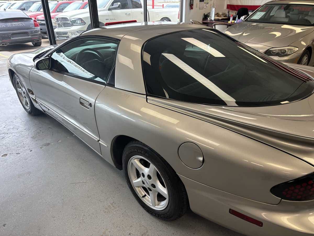 Used 2000 Pontiac Firebird Coupe RWD image 5