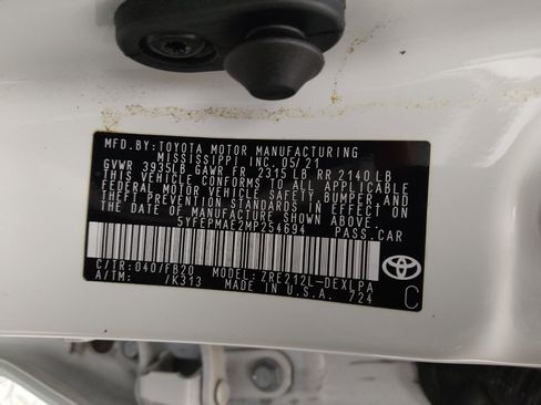 Used 2021 Toyota Corolla LE FWD image 33