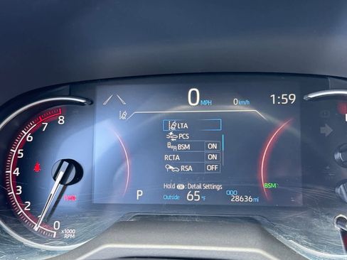 Used 2025 Toyota RAV4 XLE AWD/4WD image 22