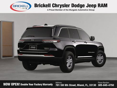 New 2025 Jeep Grand Cherokee Laredo w/ Luxury Tech Group I image 5