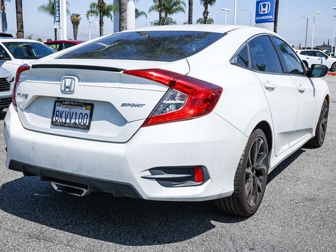 Used 2019 Honda Civic Sport image 7
