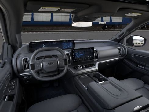 New 2026 Ford Expedition Max Platinum image 32