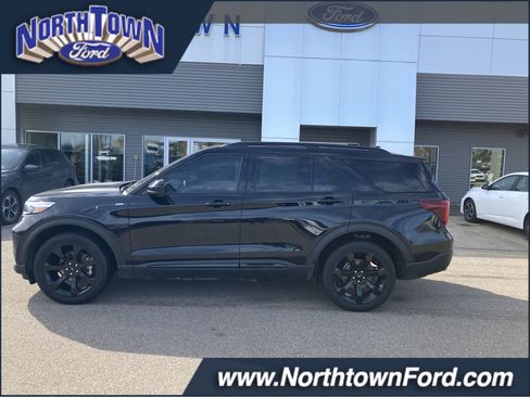 Used 2023 Ford Explorer ST-Line w/ Class IV Trailer Tow Package image 1