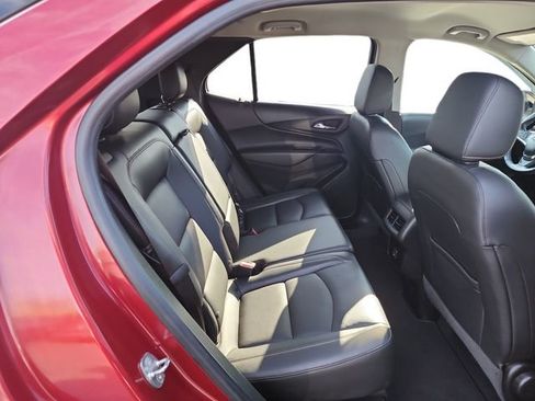 Used 2020 Chevrolet Equinox LT w/ Sport Edition FWD image 10
