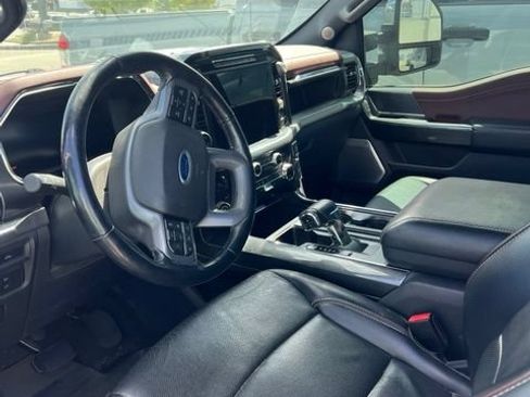 Used 2021 Ford F150 Lariat w/ Equipment Group 502A High AWD/4WD image 8