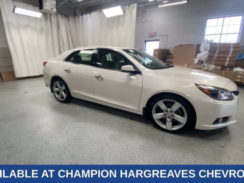 Used 2014 Chevrolet Malibu LTZ FWD image 2