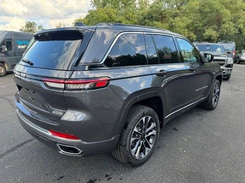 New 2025 Jeep Grand Cherokee Overland w/ Luxury Tech Group IV image 4