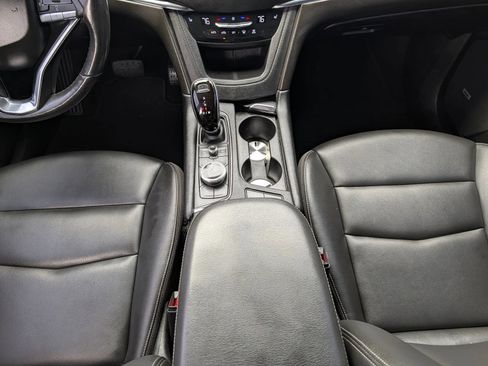 Used 2021 Cadillac XT6 Luxury w/ LPO, Floor Liner Package AWD/4WD image 39