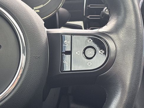 Used 2024 MINI Cooper SE FWD image 5