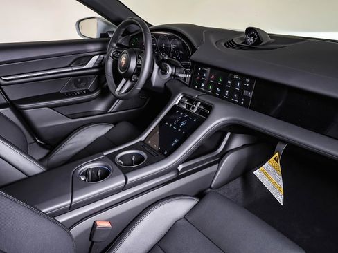 New 2025 Porsche Taycan 4 Cross Turismo image 14