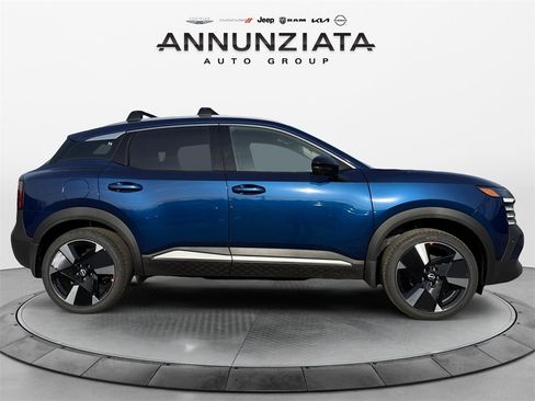 New 2026 Nissan Kicks SR w/ Cold Weather Package image 6