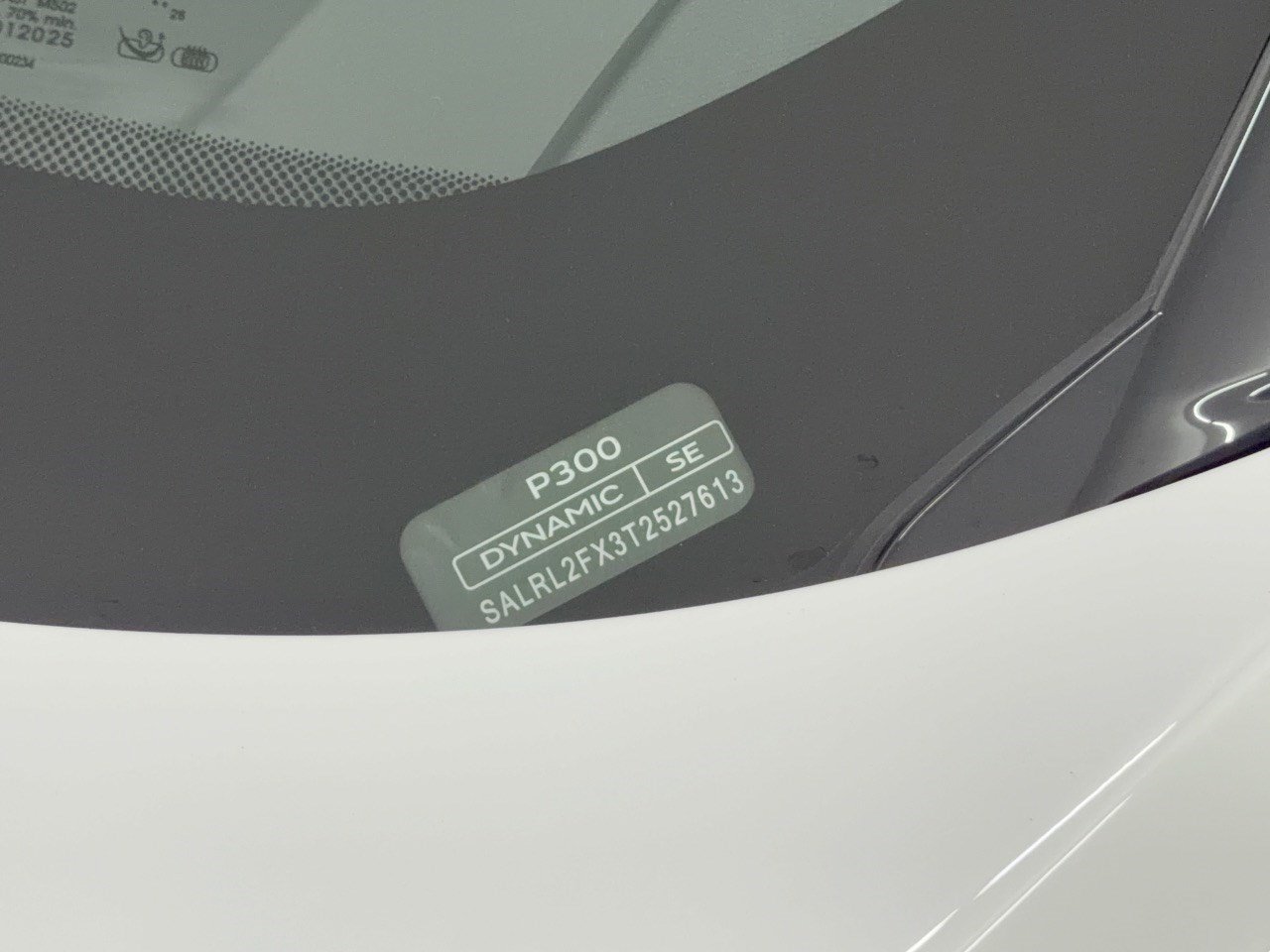 New 2026 Land Rover Discovery Dynamic SE AWD/4WD image 31