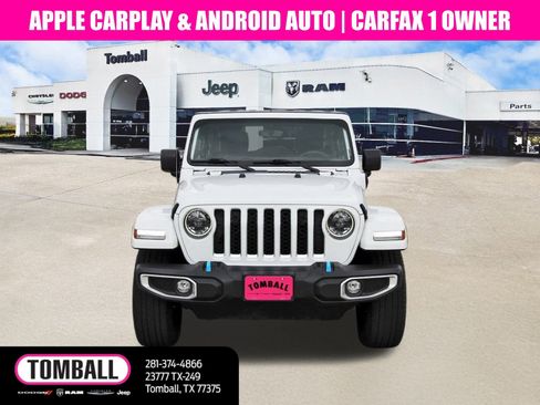 Used 2023 Jeep Wrangler Unlimited Sahara image 2