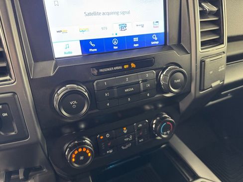 Used 2020 Ford F150 XLT w/ Equipment Group 302A Luxury image 17