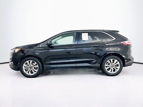 Used 2024 Ford Edge Titanium image 4