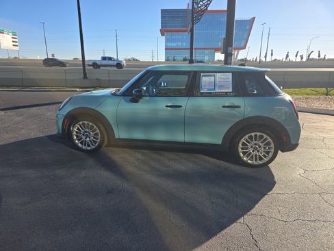 Used 2025 MINI Cooper S image 6