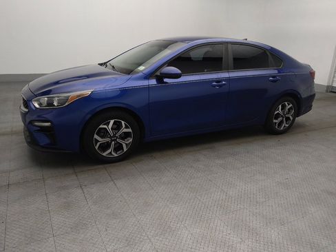 Used 2019 Kia Forte LXS FWD image 2