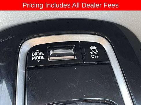 Used 2023 Toyota Corolla SE FWD image 29