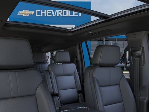 New 2026 Chevrolet Suburban RST w/ RST Capability Package AWD/4WD image 24