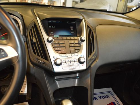 Used 2013 Chevrolet Equinox LT image 18