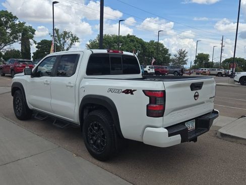 Used 2022 Nissan Frontier PRO-4X w/ Pro-4X Premium Package AWD/4WD image 7