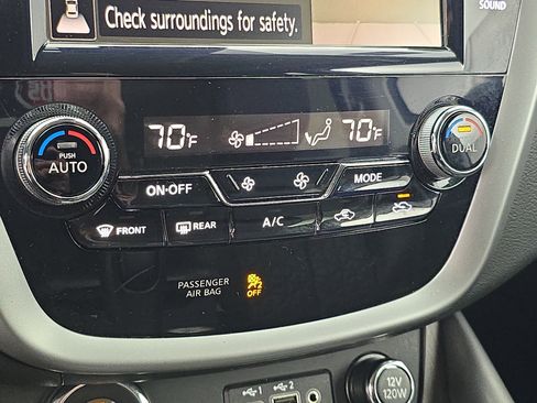 Used 2022 Nissan Murano Platinum w/ Cargo Package image 24