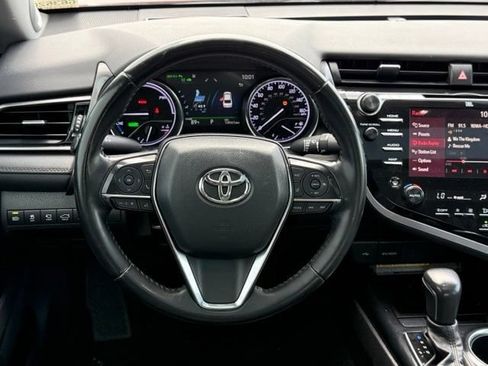 Used 2020 Toyota Camry XLE w/ Driver Assist Package FWD image 22