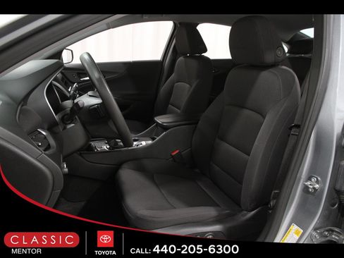 Used 2024 Chevrolet Malibu LT image 5