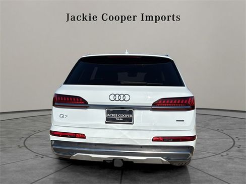 Used 2021 Audi Q7 3.0T Prestige w/ Prestige Package image 4