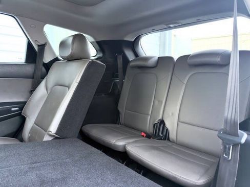 Used 2018 Hyundai Santa Fe AWD w/ SE Ultimate Tech Package 03 image 11